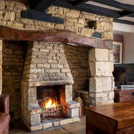 Court Hayes Villa Cheltenham Dış mekan fotoğraf